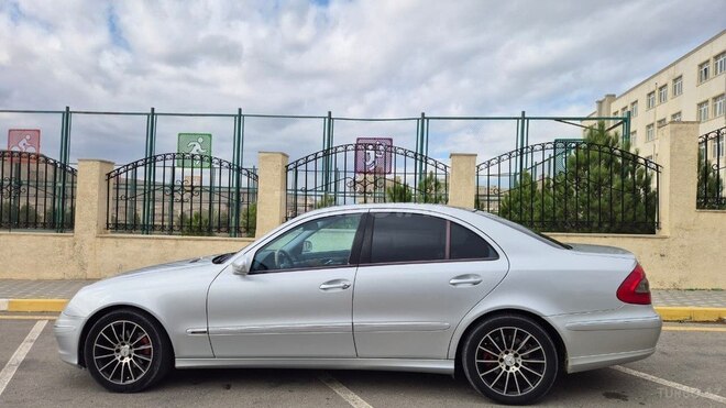 Mercedes E 220 2006, 275,425 km - 2.2 l - Bakı