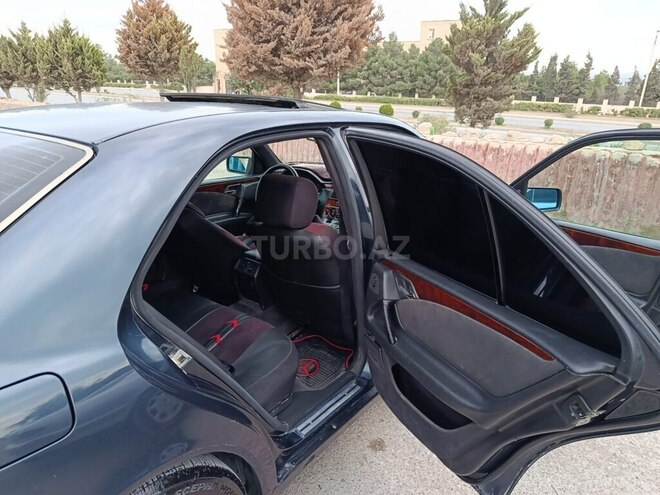 Mercedes E 230 1995, 462,000 km - 2.3 л - Bakı
