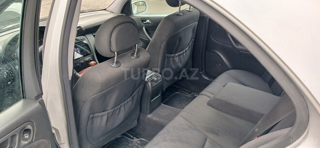 Mercedes C 180 2001, 372,000 km - 2.0 l - Bakı