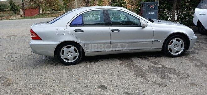Mercedes C 180 2001, 372,000 km - 2.0 l - Bakı