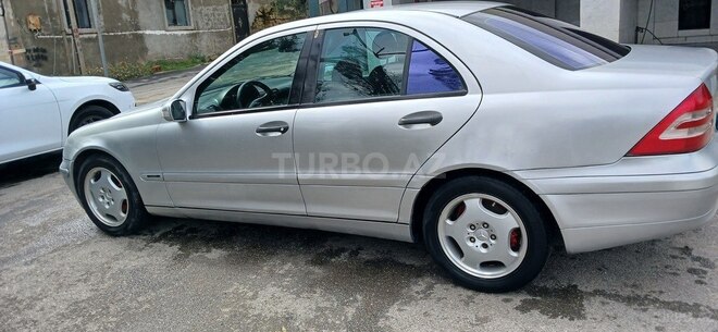 Mercedes C 180 2001, 372,000 km - 2.0 l - Bakı