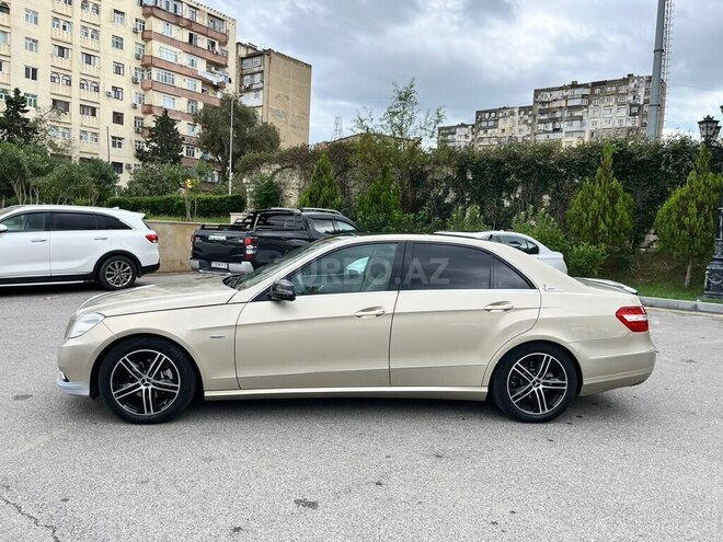 Mercedes E 220 2010, 280,000 km - 2.1 л - Bakı