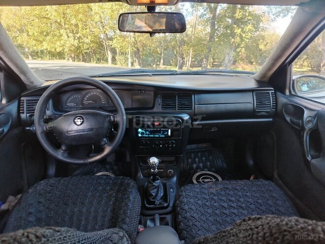 Opel Vectra 2000, 223,322 km - 1.8 л - Zaqatala