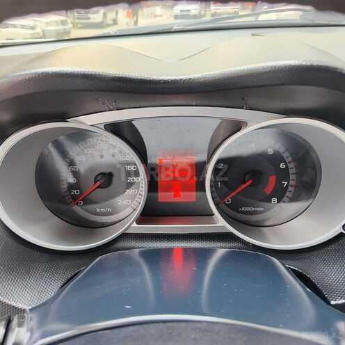 Peugeot  2009, 330,000 km - 2.4 l - Bakı