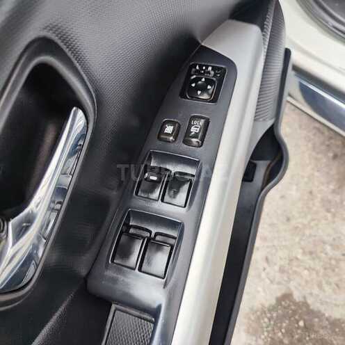 Peugeot  2009, 330,000 km - 2.4 l - Bakı