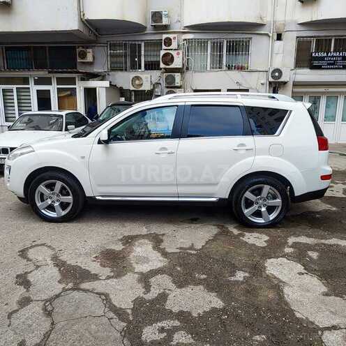 Peugeot  2009, 330,000 km - 2.4 l - Bakı