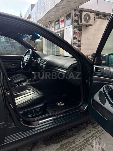 BMW 528 1999, 300,000 km - 2.8 л - Bakı