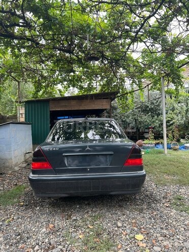 Mercedes C 240 1999, 340,000 km - 2.4 л - Masallı