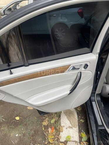 Mercedes C 230 2006, 334,000 km - 2.5 л - Bakı
