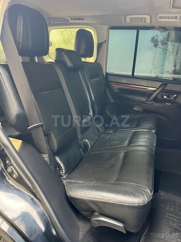 Mitsubishi Pajero 2007, 242,000 km - 3.0 л - Bakı
