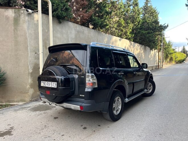Mitsubishi Pajero 2007, 242,000 km - 3.0 л - Bakı