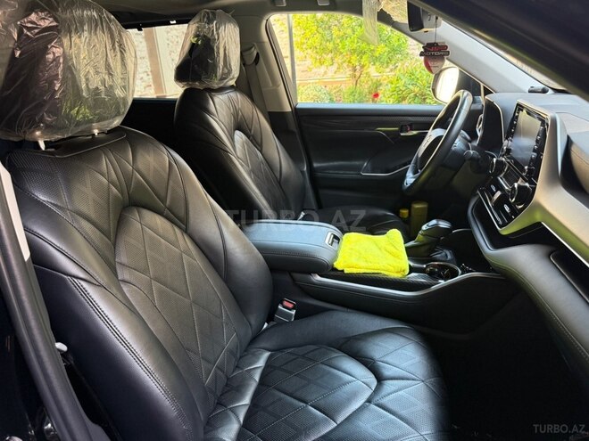 Toyota Highlander 2022, 62,000 km - 2.5 л - Bakı
