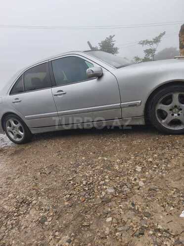 Mercedes E 270 2001, 450,000 km - 2.7 л - Bakı