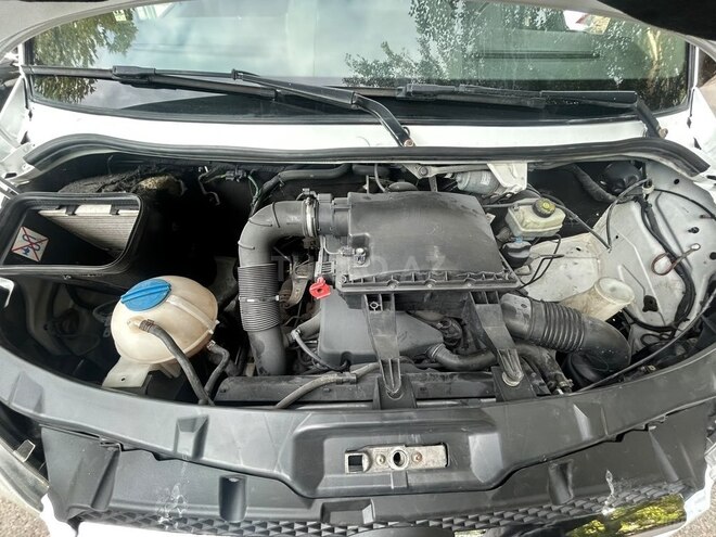 Mercedes  2011, 335,194 km - 2.2 л - Bakı