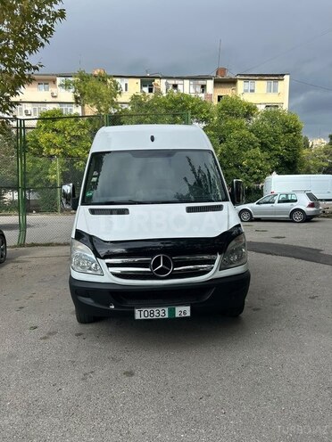 Mercedes  2011, 335,194 km - 2.2 л - Bakı