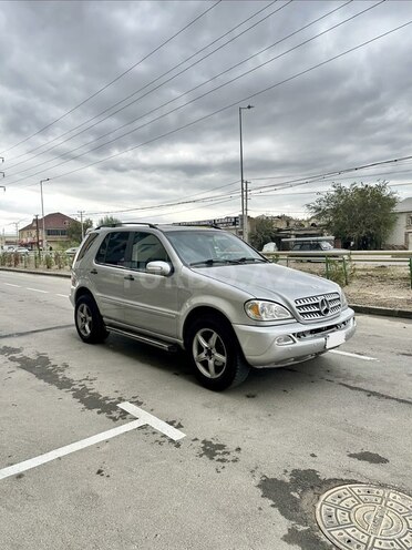 Mercedes ML 320 2003, 267,000 km - 3.2 l - Bakı