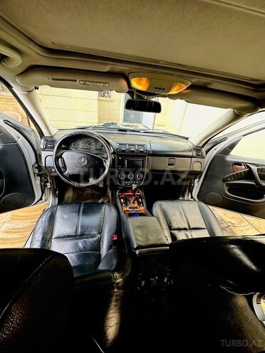 Mercedes ML 320 2003, 267,000 km - 3.2 l - Bakı