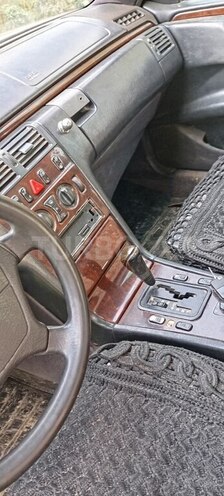 Mercedes E 230 1997, 100,000 km - 2.3 l - Füzuli