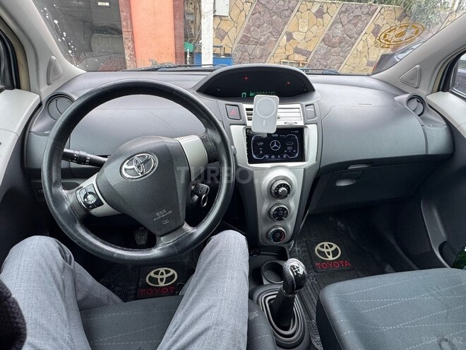 Toyota Yaris 2008, 386,000 km - 1.4 л - Bakı