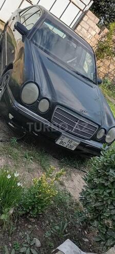 Mercedes E 230 1997, 100,000 km - 2.3 l - Füzuli