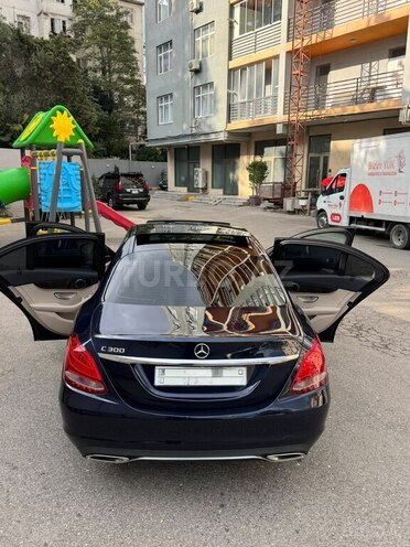 Mercedes C 300 4MATIC 2017, 154,000 km - 2.0 l - Bakı