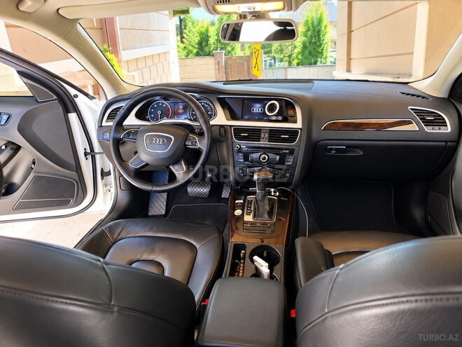 Audi A4 2018, 155,000 km - 1.4 л - Bakı
