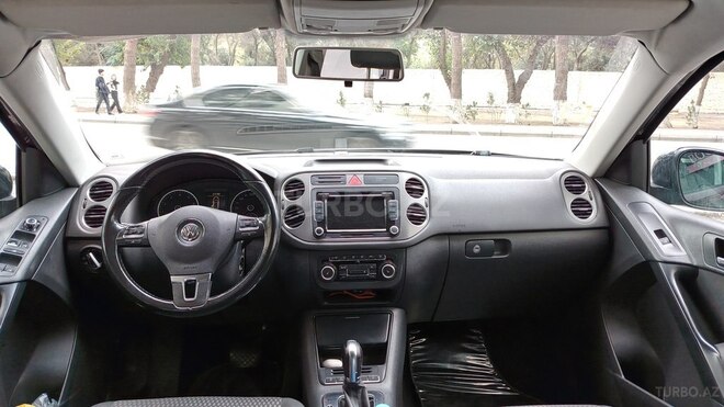 Volkswagen Tiguan 2010, 224,000 km - 2.0 л - Bakı
