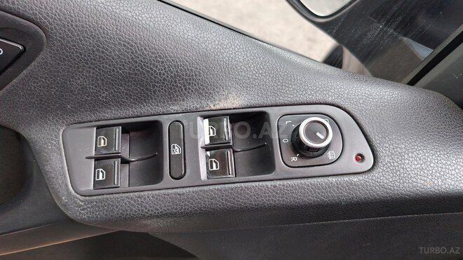 Volkswagen Tiguan 2010, 224,000 km - 2.0 л - Bakı