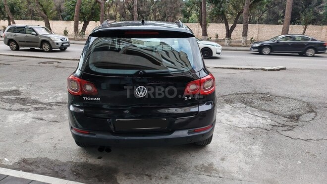 Volkswagen Tiguan 2010, 224,000 km - 2.0 л - Bakı