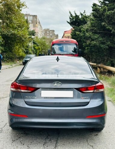 Hyundai Avante 2016, 192,000 km - 1.6 л - Bakı