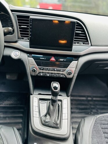 Hyundai Avante 2016, 192,000 km - 1.6 л - Bakı