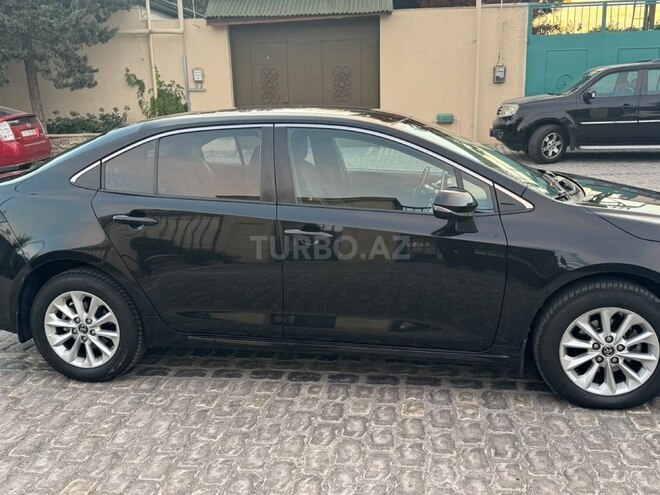Toyota Corolla 2019, 100,000 km - 1.6 л - Bakı