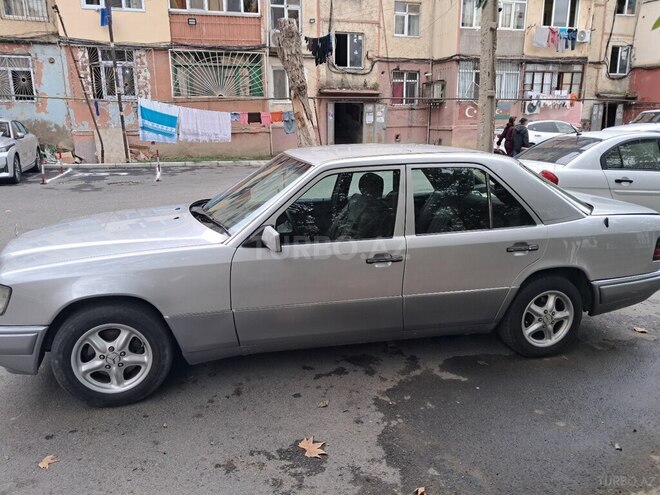 Mercedes E 220 1995, 764,000 km - 2.2 л - Xırdalan
