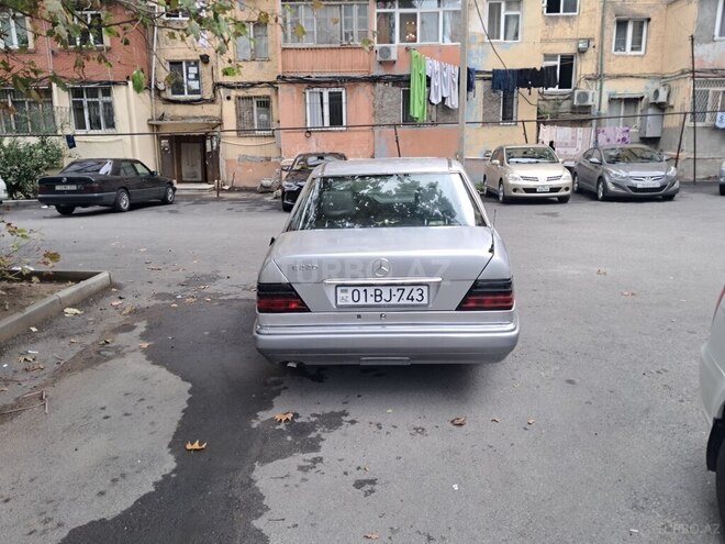 Mercedes E 220 1995, 764,000 km - 2.2 л - Xırdalan