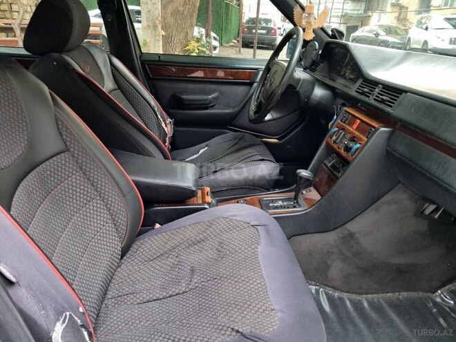 Mercedes E 220 1995, 764,000 km - 2.2 л - Xırdalan