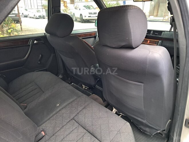 Mercedes E 220 1995, 764,000 km - 2.2 л - Xırdalan