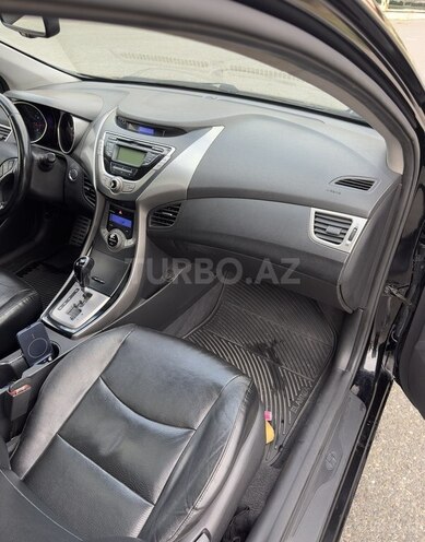 Hyundai Elantra 2013, 231,000 km - 1.8 л - Bakı
