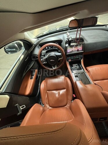 Jaguar XE 2018, 118,000 km - 2.0 l - Bakı