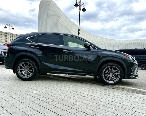 Lexus NX 300 2019, 258,000 km - 2.0 л - Bakı