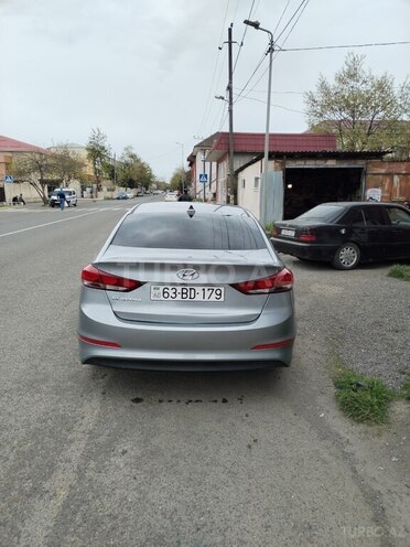 Hyundai Elantra 2016, 209,216 km - 2.0 л - Lənkəran