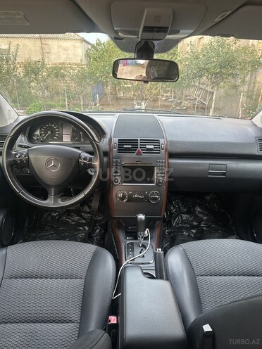 Mercedes A 180 2010, 137,000 km - 1.7 л - Bakı