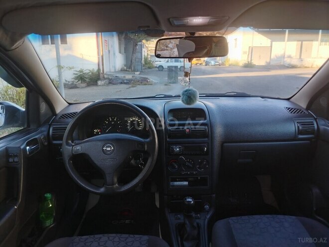 Opel Astra 1999, 180,000 km - 1.6 л - Şəki