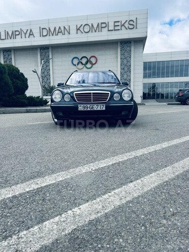 Mercedes E 220 2001, 420,000 km - 2.2 л - Bakı