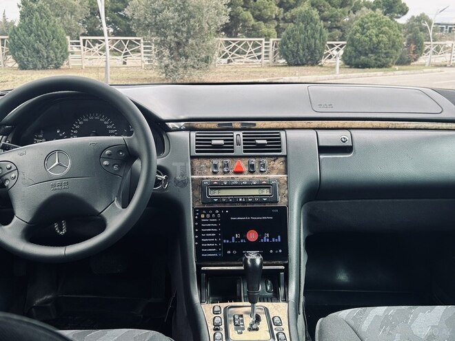 Mercedes E 220 2001, 420,000 km - 2.2 л - Bakı