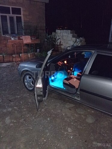 Opel Vectra 1996, 542,000 km - 2.0 л - Tovuz