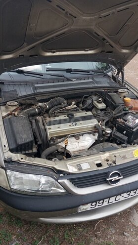Opel Vectra 1996, 542,000 km - 2.0 л - Tovuz