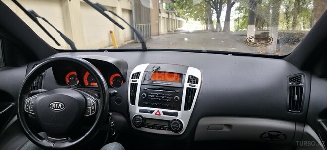 Kia  2007, 286,000 km - 1.6 l - Bakı