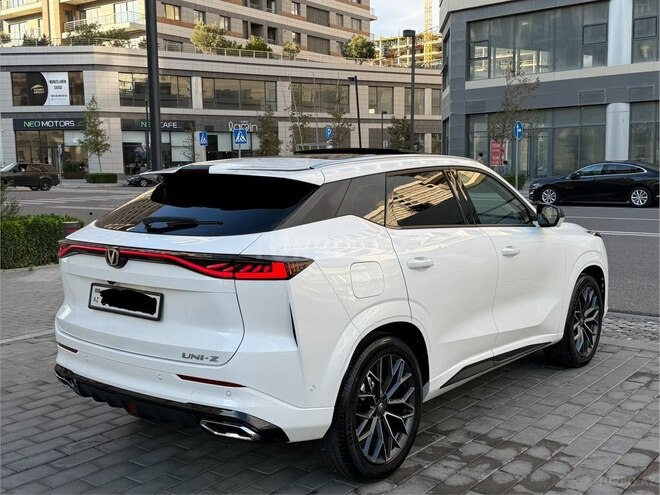 Changan  2025, 22,000 km - 1.5 l - Bakı