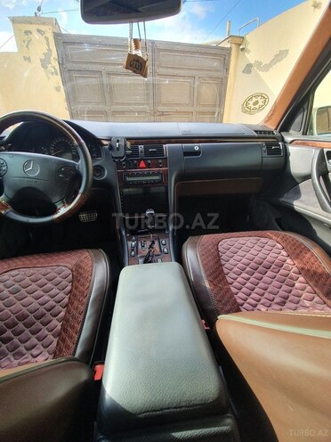 Mercedes E 270 2000, 366,000 km - 2.7 л - Bakı