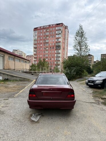 Mercedes C 180 1999, 358,000 km - 1.8 l - Bakı